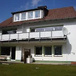 Haus Celina 1 Апартаменты *